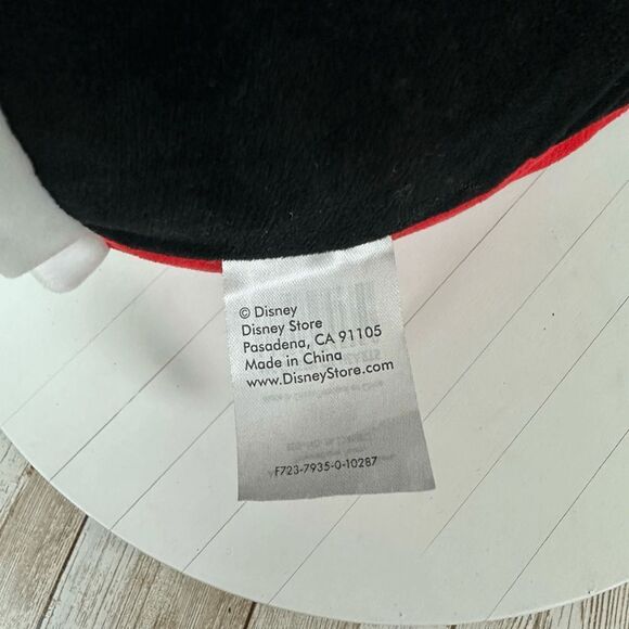 Disney Queen of Hearts Plush - Picture 6 of 7